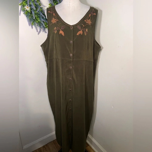 Erika,1X, embroidered beaded sleeveless, olive,crushed velvet button front maxi - Picture 1 of 8